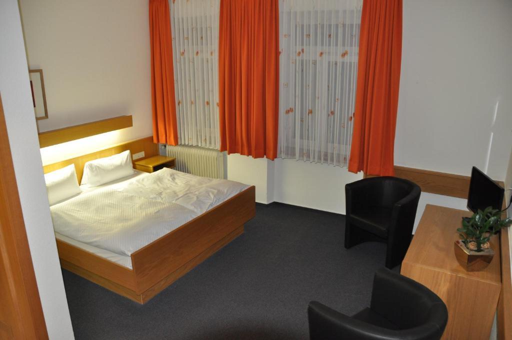 Hotel Lamm Неккарзульм Номер фото